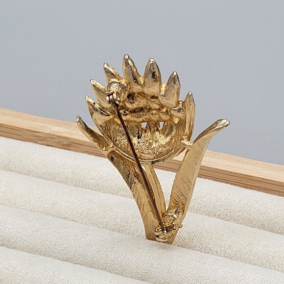 Gold Tone Floral Brooch Pin Simulated Pearl Cluster With Leaves MCM 2 1/2 in L - Picture 5 of 6